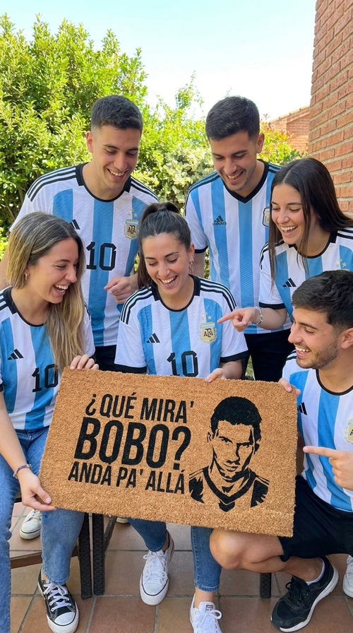 Limpia Pies Messi Que Mira Bobo